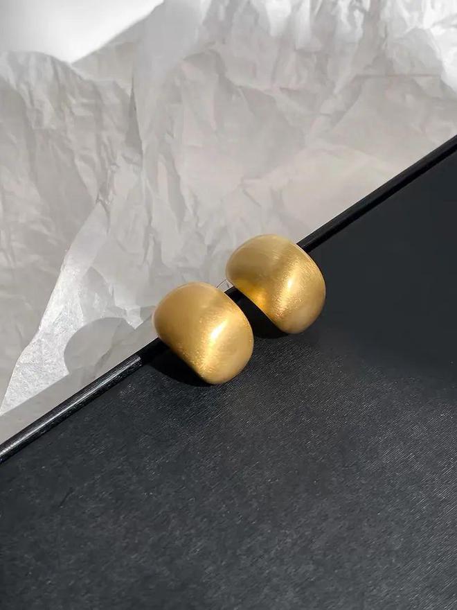 贵耳环惊艳住了谁戴都好看！开元棋牌被这10对中古富(图9)