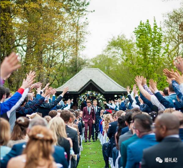 意我们凡人也能借鉴 娱乐圈婚礼周报开元棋牌app娱乐圈忙着结婚这些创(图13)